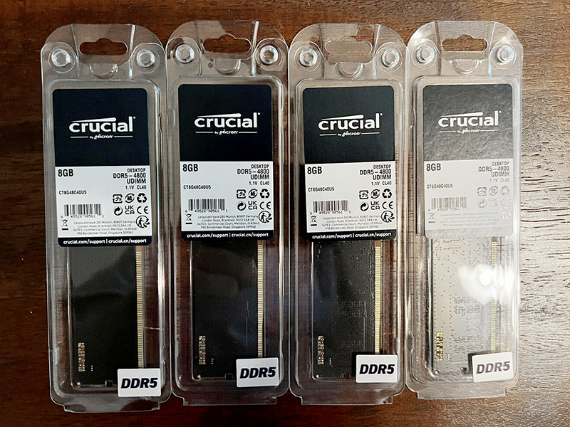micron crucial memory ddr ram plastic box plastik kutuプラスチックの箱caja de ...